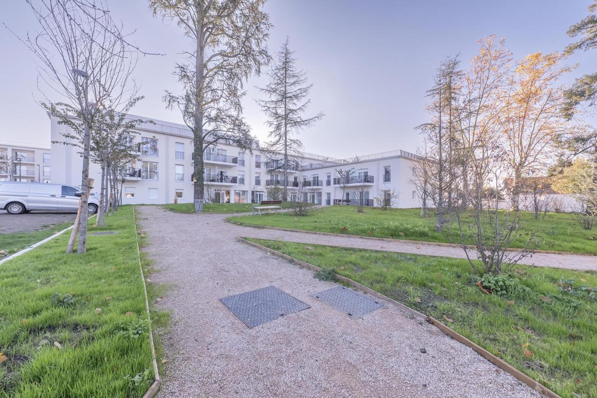 Ovelia Andrezieux-Boutheon - Les Demeures Du Forez Extérieur photo